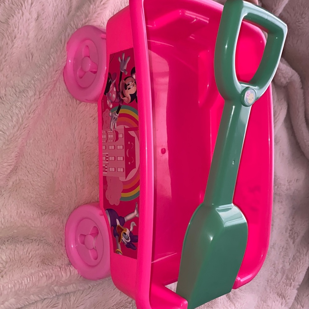 Brand New Minnie Mouse Wagon